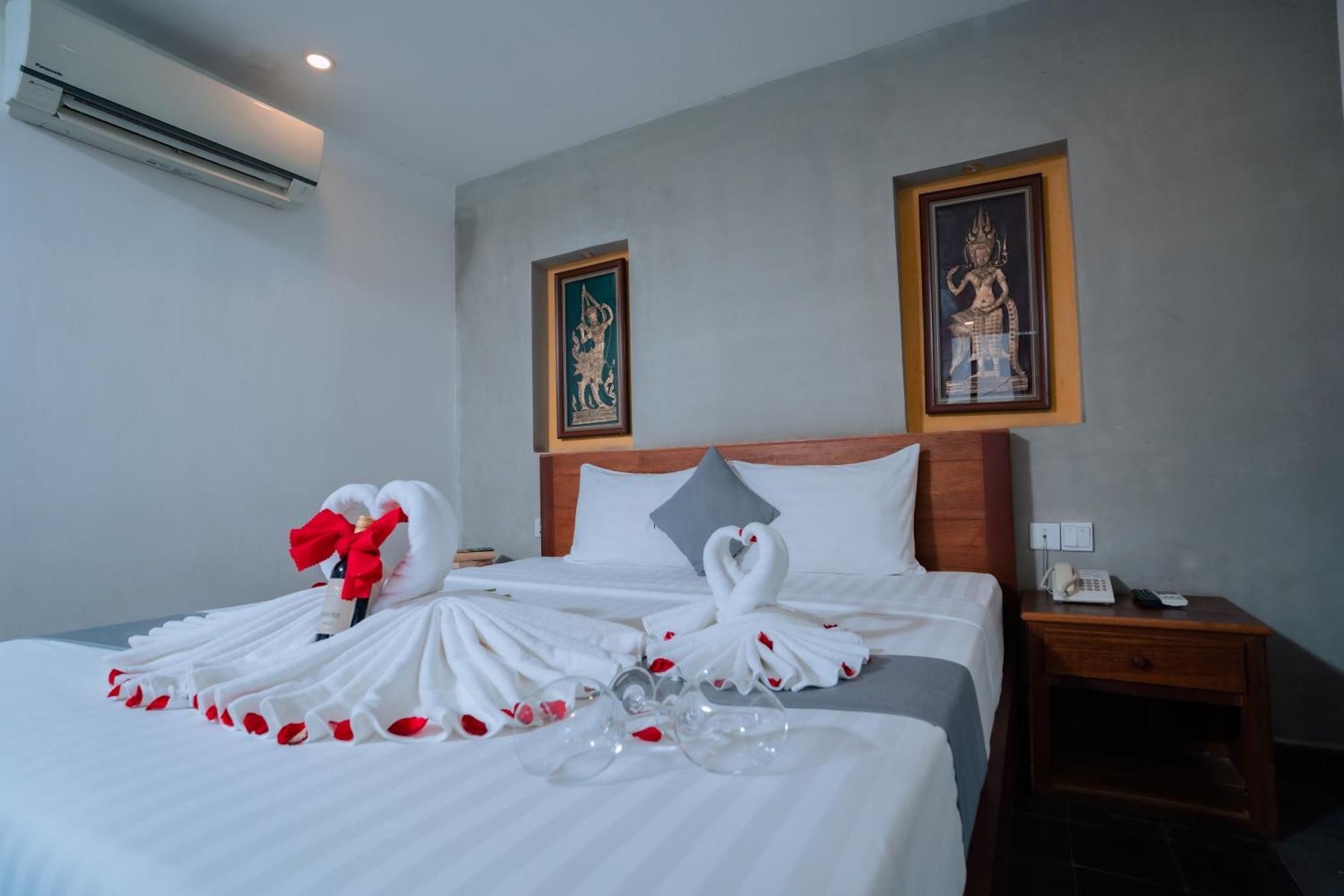 Chic 4* Phnom Penh