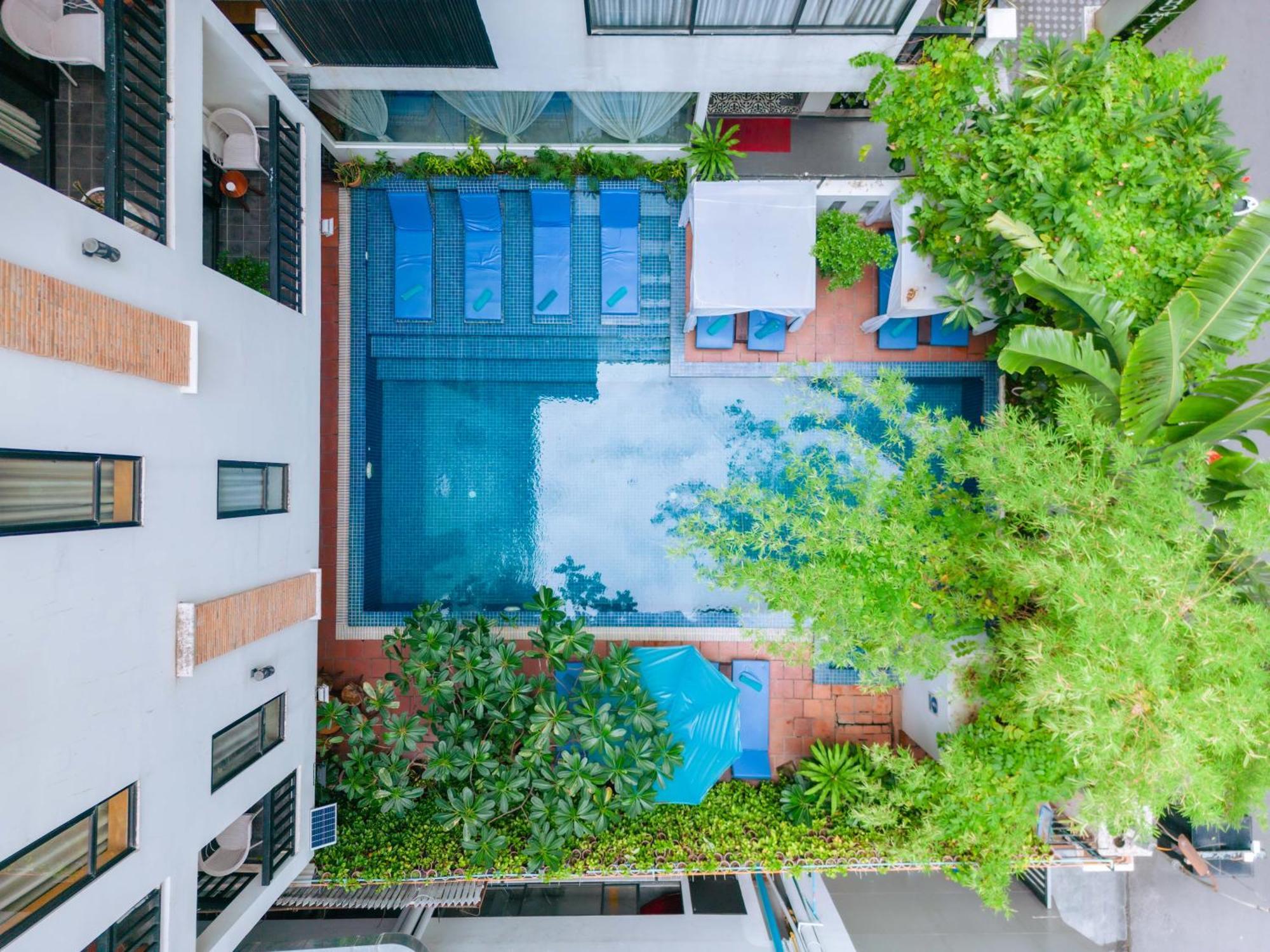 Chic Hotel